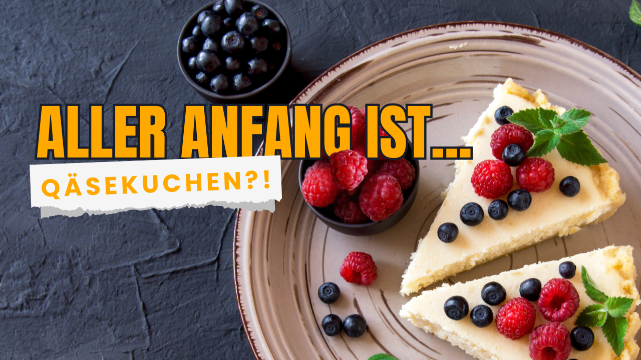 Im Hintergrund ein Foto eines Käsekuchens, darüber die Überschrift